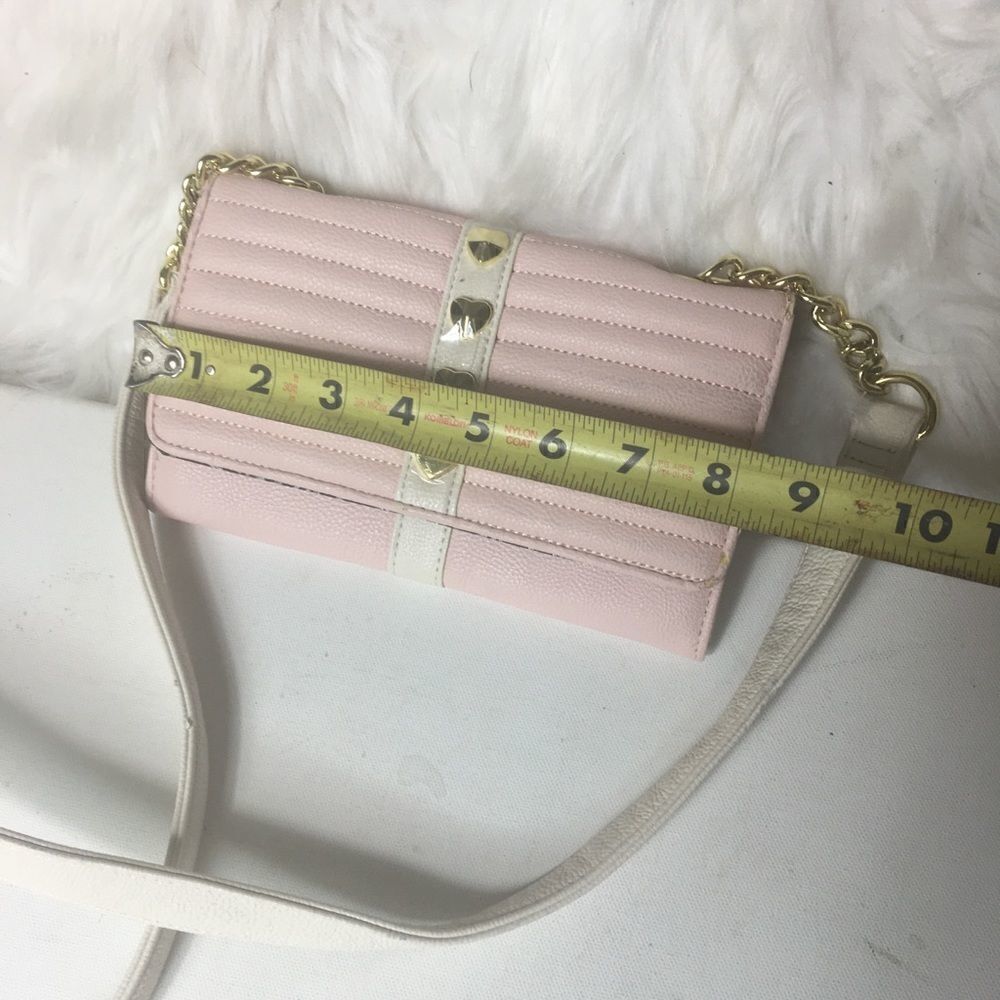 Betsey Johnson pink & beige crossbody/wallet bag - Picture 4 of 12